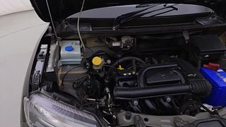 Used 2022 Renault Kwid 1.0 RXT AMT SCE Petrol Automatic engine ENGINE RIGHT SIDE HINGE & APRON VIEW