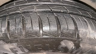 Used 2022 Renault Kwid 1.0 RXT AMT SCE Petrol Automatic tyres RIGHT FRONT TYRE TREAD VIEW