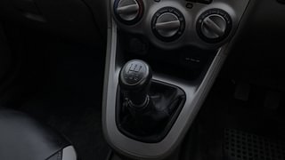 Used 2014 hyundai i10 Sportz 1.1 Petrol Petrol Manual interior GEAR  KNOB VIEW