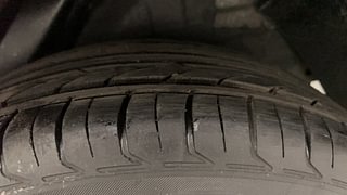 Used 2011 Hyundai i20 [2008-2012] Sportz 1.2 Petrol Manual tyres LEFT REAR TYRE TREAD VIEW