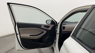 Used 2020 Hyundai Elite i20 [2018-2020] Sportz Plus 1.4 CRDI Diesel Manual interior LEFT FRONT DOOR OPEN VIEW