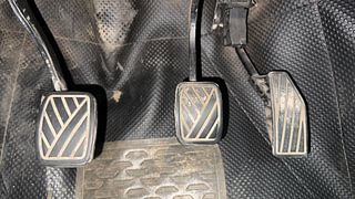Used 2015 Maruti Suzuki Baleno [2015-2019] Alpha Petrol Petrol Manual interior PEDALS VIEW