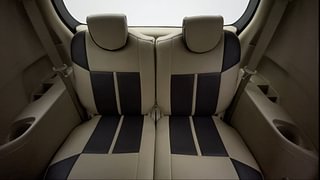 Used 2017 Maruti Suzuki Ertiga [2015-2018] VXI AT Petrol Automatic interior THIRD ROW SEAT