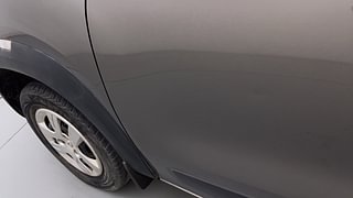 Used 2015 Renault Kwid [2015-2019] RXT Petrol Manual dents MINOR SCRATCH