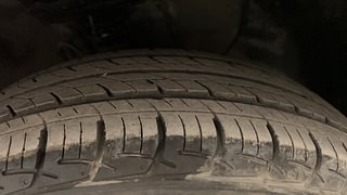 Used 2020 Hyundai Elite i20 [2018-2020] Sportz Plus 1.2 Petrol Manual tyres RIGHT FRONT TYRE TREAD VIEW