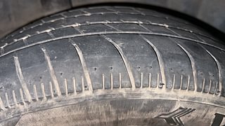 Used 2014 Honda Amaze [2013-2016] 1.2 VX i-VTEC Petrol Manual tyres RIGHT REAR TYRE TREAD VIEW