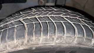 Used 2014 Honda Amaze [2013-2016] 1.2 VX i-VTEC Petrol Manual tyres LEFT FRONT TYRE TREAD VIEW