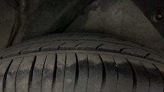 Used 2014 Hyundai i20 [2012-2014] Sportz 1.4 CRDI Diesel Manual tyres LEFT REAR TYRE TREAD VIEW