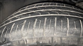 Used 2018 Mercedes-Benz E-Class [2017-2021] E200 Avantgarde Petrol Automatic tyres LEFT FRONT TYRE TREAD VIEW