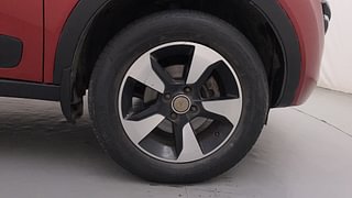 Used 2019 Tata Nexon [2017-2020] XZ Plus Dual Tone Roof Diesel Diesel Manual tyres RIGHT FRONT TYRE RIM VIEW