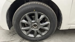 Used 2020 Hyundai Elite i20 [2018-2020] Sportz Plus 1.4 CRDI Diesel Manual tyres LEFT FRONT TYRE RIM VIEW