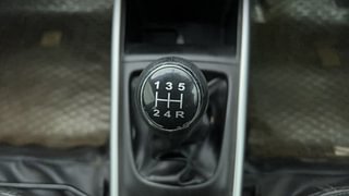 Used 2015 Maruti Suzuki Baleno [2015-2019] Alpha Petrol Petrol Manual interior GEAR  KNOB VIEW