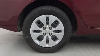 Used 2017 Hyundai Xcent [2017-2019] S AT Petrol Petrol Automatic tyres RIGHT REAR TYRE RIM VIEW