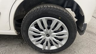 Used 2015 Maruti Suzuki Wagon R 1.0 [2010-2019] VXi Petrol Manual tyres LEFT REAR TYRE RIM VIEW
