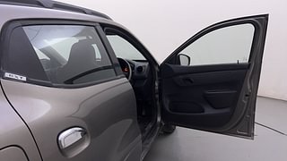 Used 2017 Renault Kwid [2015-2019] RXT Petrol Manual interior RIGHT FRONT DOOR OPEN VIEW