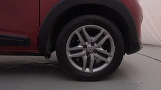 Used 2020 Renault Triber RXZ AMT Petrol Automatic tyres RIGHT FRONT TYRE RIM VIEW