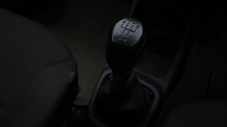 Used 2015 Renault Kwid [2015-2019] RXT Petrol Manual interior GEAR  KNOB VIEW