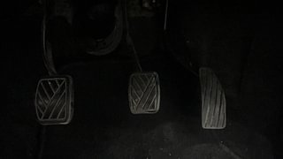 Used 2015 Maruti Suzuki Wagon R 1.0 [2010-2019] VXi Petrol Manual interior PEDALS VIEW