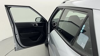 Used 2022 Hyundai Venue [2019-2022] SX 1.0  Turbo iMT Petrol Manual interior LEFT FRONT DOOR OPEN VIEW