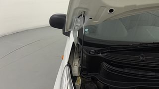 Used 2018 Hyundai Eon [2011-2018] Era + (O) Petrol Manual engine ENGINE RIGHT SIDE HINGE & APRON VIEW