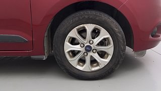 Used 2018 Ford Figo [2015-2019] Titanium 1.5 Ti-VCT AT Petrol Automatic tyres RIGHT FRONT TYRE RIM VIEW