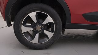 Used 2019 Tata Nexon [2017-2020] XZ Plus Dual Tone Roof Diesel Diesel Manual tyres RIGHT REAR TYRE RIM VIEW