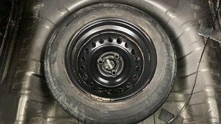 Used 2020 Renault Kwid 1.0 RXT AMT SCE Petrol Automatic tyres SPARE TYRE VIEW