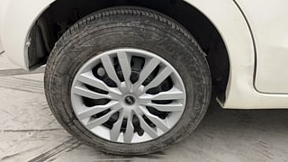 Used 2016 Maruti Suzuki Celerio VXI AMT Petrol Automatic tyres RIGHT REAR TYRE RIM VIEW