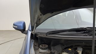 Used 2014 Honda Amaze [2013-2016] 1.2 VX i-VTEC Petrol Manual engine ENGINE RIGHT SIDE HINGE & APRON VIEW