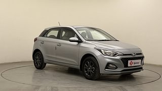 Used 2020 Hyundai Elite i20 [2018-2020] Sportz Plus 1.2 Petrol Manual exterior RIGHT FRONT CORNER VIEW