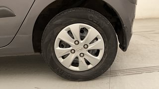 Used 2013 Hyundai i10 magna 1.1 Petrol Manual tyres LEFT REAR TYRE RIM VIEW