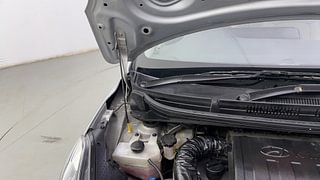 Used 2020 Hyundai Aura SX 1.2 (O) Petrol Petrol Manual engine ENGINE RIGHT SIDE HINGE & APRON VIEW
