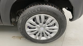Used 2020 Renault Kwid 1.0 RXT AMT SCE Petrol Automatic tyres LEFT REAR TYRE RIM VIEW