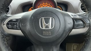 Used 2014 Honda Amaze [2013-2016] 1.2 VX i-VTEC Petrol Manual top_features Steering mounted controls