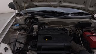 Used 2014 Maruti Suzuki Alto K10 [2010-2014] VXi Petrol Manual engine ENGINE RIGHT SIDE HINGE & APRON VIEW