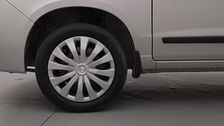 Used 2014 Maruti Suzuki Alto K10 [2010-2014] VXi Petrol Manual tyres LEFT FRONT TYRE RIM VIEW