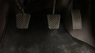 Used 2011 Hyundai i20 [2008-2012] Sportz 1.2 Petrol Manual interior PEDALS VIEW