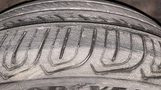 Used 2016 Honda City VX CVT Petrol Automatic tyres RIGHT REAR TYRE TREAD VIEW