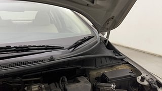 Used 2015 Honda City [2014-2017] VX Petrol Manual engine ENGINE LEFT SIDE HINGE & APRON VIEW