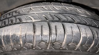 Used 2017 Renault Kwid [2015-2019] RXT Petrol Manual tyres LEFT REAR TYRE TREAD VIEW