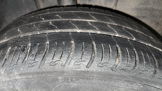 Used 2021 Tata Altroz XZ 1.2 Petrol Manual tyres RIGHT REAR TYRE TREAD VIEW