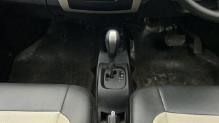 Used 2016 Maruti Suzuki Wagon R 1.0 [2015-2019] VXI AMT Petrol Automatic interior GEAR  KNOB VIEW