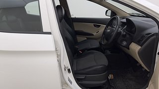Used 2012 Hyundai Eon [2011-2018] Magna Petrol Manual interior RIGHT SIDE FRONT DOOR CABIN VIEW