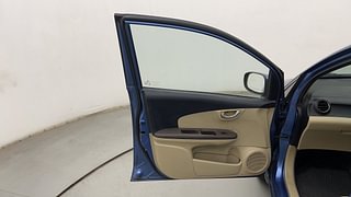 Used 2014 Honda Amaze [2013-2016] 1.2 VX i-VTEC Petrol Manual interior LEFT FRONT DOOR OPEN VIEW