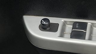 Used 2016 Maruti Suzuki Wagon R 1.0 [2015-2019] VXI AMT Petrol Automatic top_features Adjustable ORVM