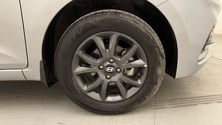 Used 2020 Hyundai Elite i20 [2018-2020] Sportz Plus 1.2 Petrol Manual tyres RIGHT FRONT TYRE RIM VIEW