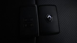 Used 2020 Renault Triber RXZ AMT Petrol Automatic extra CAR KEY VIEW