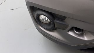 Used 2015 Renault Kwid [2015-2019] RXT Petrol Manual top_features Fog lamps