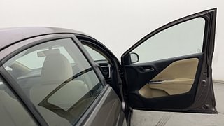 Used 2015 Honda City [2014-2017] VX Petrol Manual interior RIGHT FRONT DOOR OPEN VIEW
