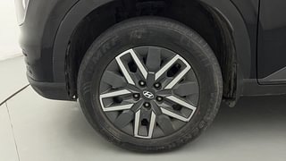 Used 2022 Hyundai Venue S (O) 1.0 Turbo iMT Petrol Manual tyres LEFT FRONT TYRE RIM VIEW